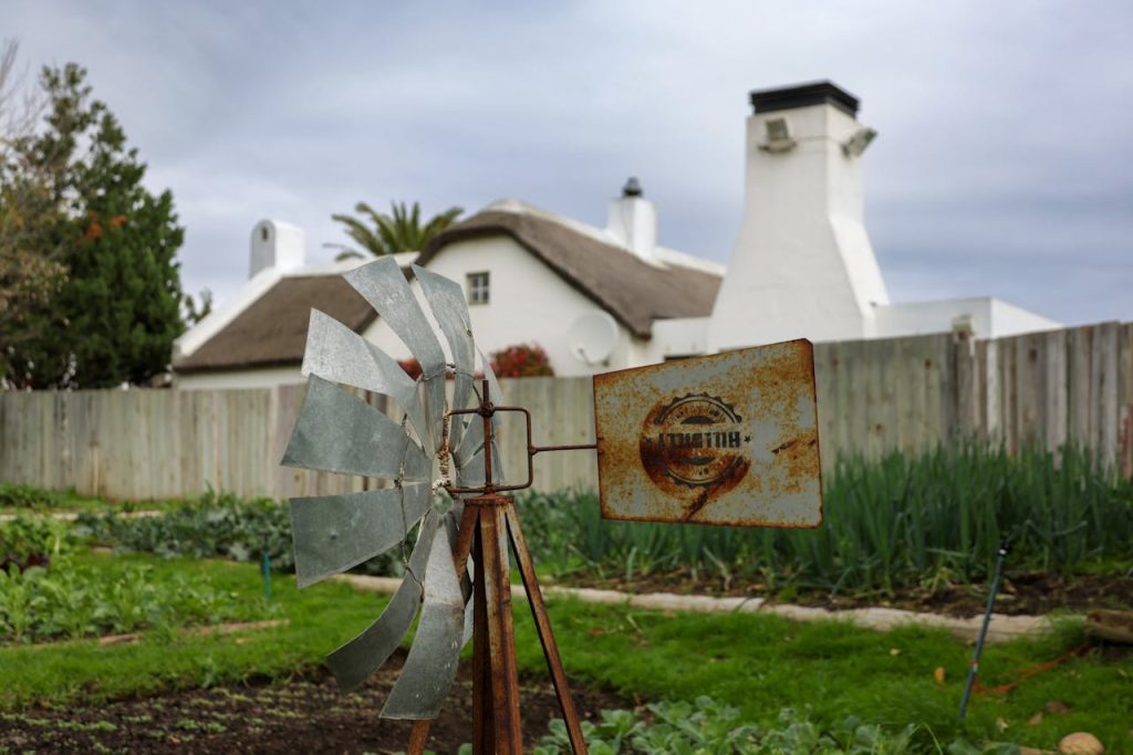 Ein Windrad im Garten bringt Bewegung und Energie